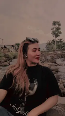 karna kepercayaan tidak bisa di beli dengan 