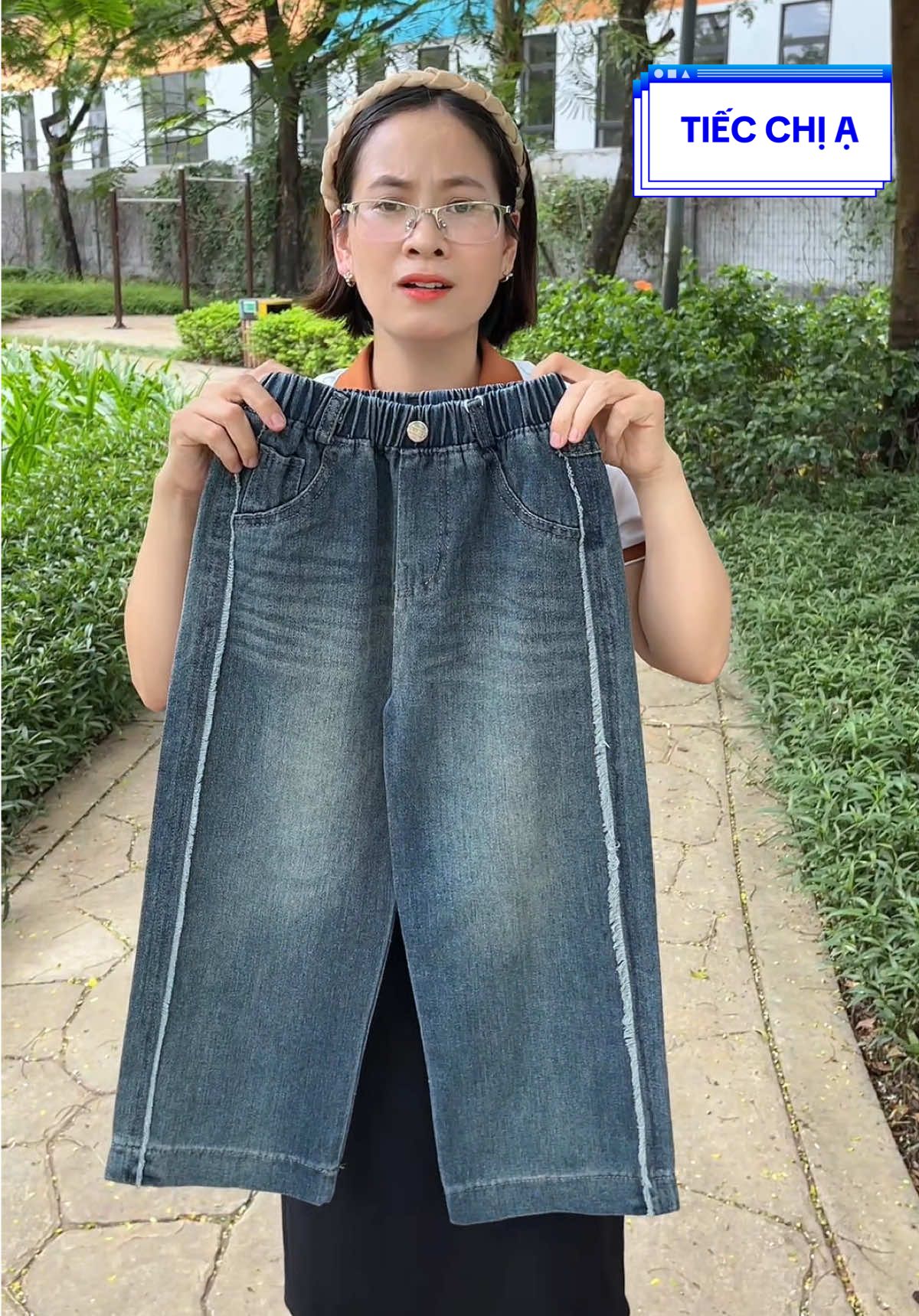 Bỏ qua tiếc lắm. Quần jeans dài ống xuông cho bé #xuhuong #quanjean #quanxuongjean #quanjeanongsuong #quanjeanbegai