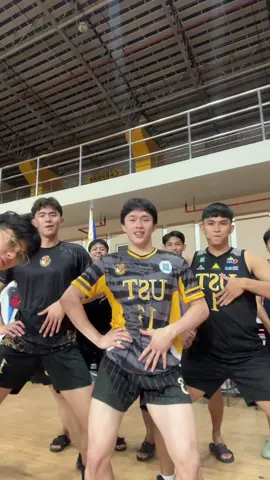 Happy birthday kuya geebs @Rey Miguel De Vega @Josh Ybañez 🥳🥳
