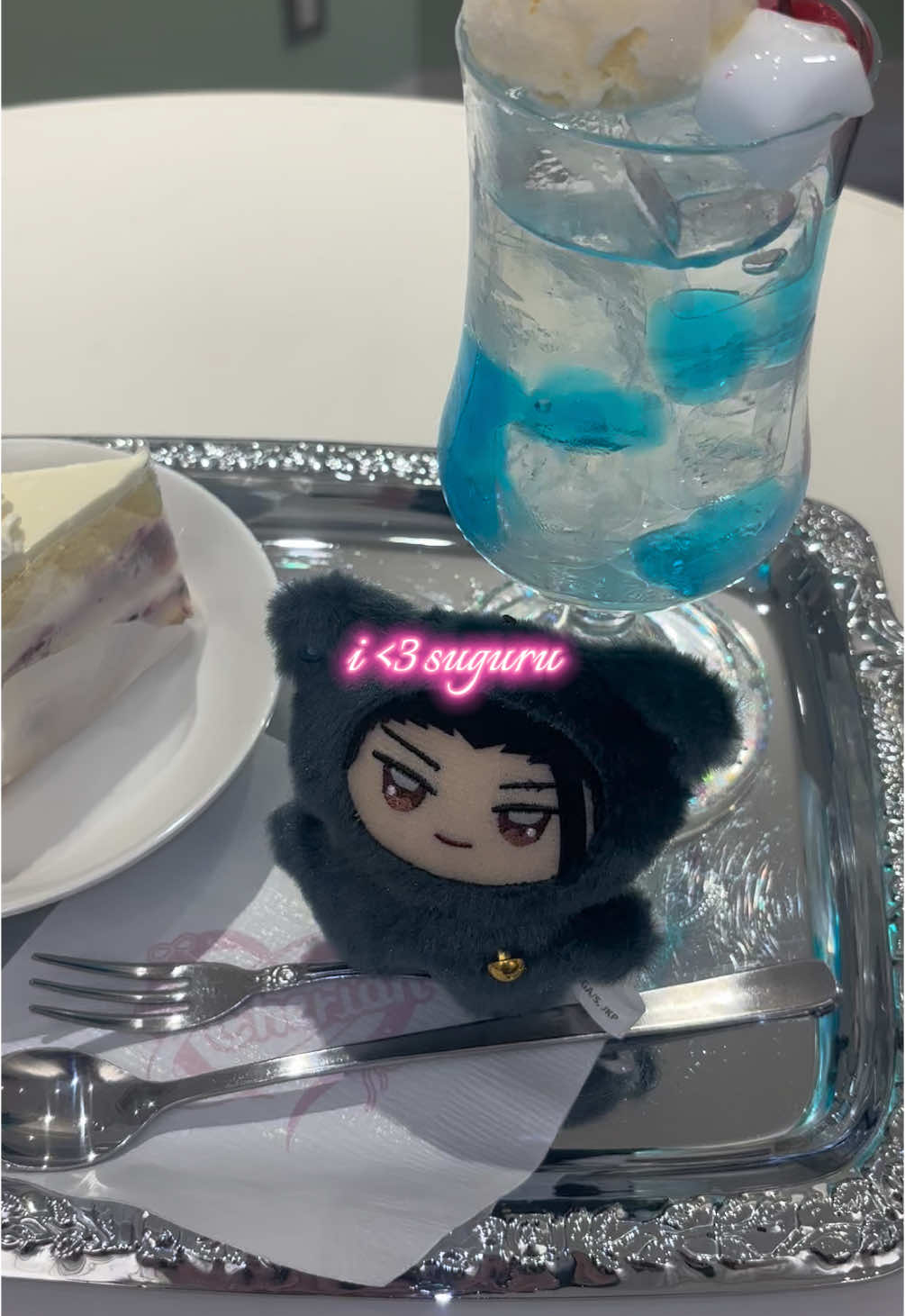 me and my geto cat plush against the world 🤓 #geto #suguru #sugurugeto #getosuguru #jjk #jujutsukaisen #gego #satotosugu #gojo #gojousatoru #fangirl #fyp #foryou #mutuals 