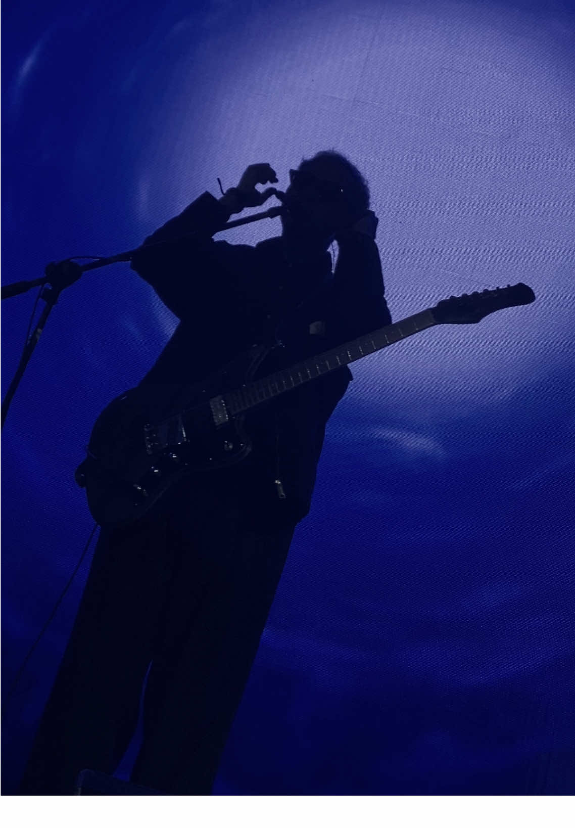 pancarona hits different. 🥲🤍 @barasuara  #barasuara #pancarona #soreistridarimasadepan #fyp #band 