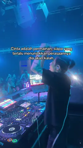 Valid?? #goldentigermedan #trending #fyp #fyppppppppppppppppppppppp #panda🐼 #xyzbca #party #goldentiger #medantiktok #djpanda #holywings #nightclub #quoteoftheday #neverstopflying 