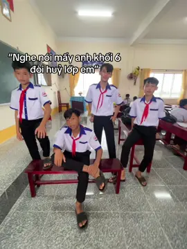 Kiếm mấy tk trên video chứ đừng kiếm tao#xhtiktok#lophoc#8B