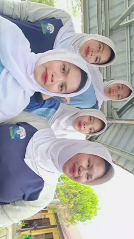 @sri__ajk @siska260511 @resssssoyyyy @eka_auliarahma @el_211111 