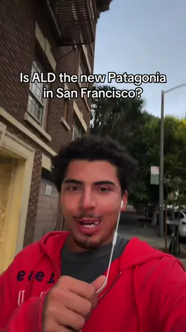 Did San Francisco Tech bros just discover #aimeleondore  I’ve seen these has several time the past two days on my limited commute. 