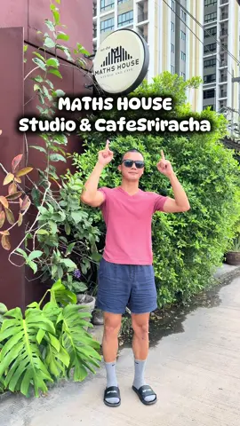 คาเฟ่ชิคๆ มีต้นไม่อยู่กลางร้าน #mathshousesiracha #มอสเวลล์ 