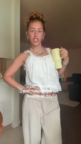 watch me #hydrojug #butteryellow 