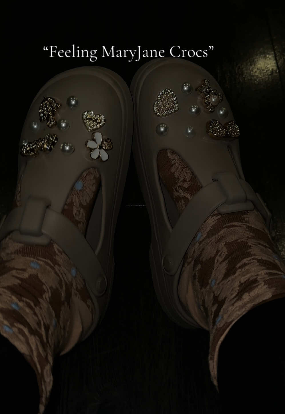 MJ CROCS SHOES #crocsshoes #shoes #crocswithsocks #clogs 