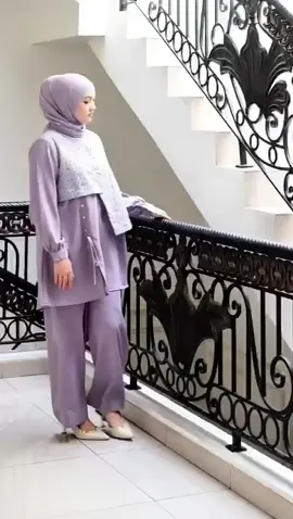 Assalamu’alaykum Ninos Sister ✨💕 ✨ Haifa Set by Ninos ✨ Classy & Elegant dengan sentuhan bordir bunga 🌸 Busui & Wudhu Friendly ✔ Pilihan warna cantik: Grey, Sage, Dusty Pink, Cream, Lylac 💕 Cocok untuk traveling, arisan, hingga dinner cantik ✨ #HaifaSet #NinosDesign #BusanaMuslimah #OOTDMuslimah #onesetcantik 