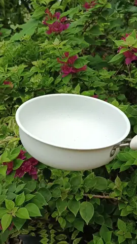 #creatorsearchinsights Nipiin white nonstick pan 18cm  #pan #nonstickpan #homeessentials #kitchenmusthaves 