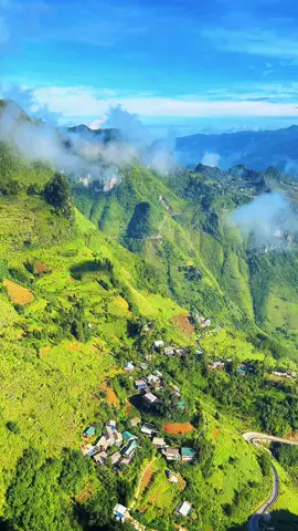 Sáng sớm trên Mã Pí Lèng  Tiên cảnh như hiện ra trước mắt #hagiang 