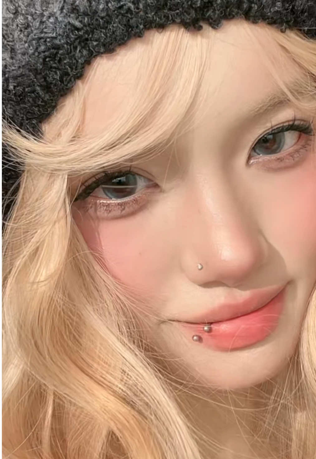 chưa bao giờ đeo lens hồng @moodyofficialstore #moodylenses#moodyvn #3BrothersMedia