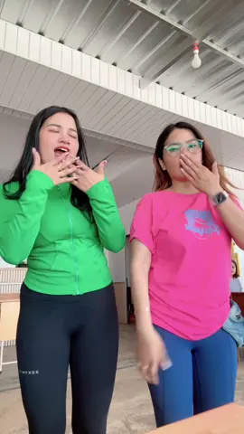 #nonanttmaniseeee🥰❤️💙💛💚 #nttpride🏝🔥kupangntt💯fpy😊 #nonanttmaniseeee🥰❤️💙💛💚wanitakuat #nonanttmaniseeee🥰❤️💙💛 @BUTET 