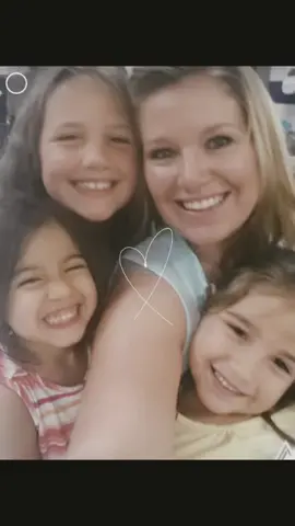 I hear it’s national daughters day.. so here to you my loves #nationaldaughterday #mylove