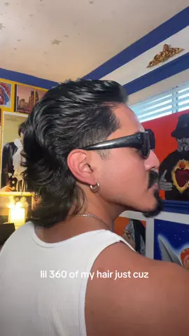Been growing out my hair 🤌🏽#mexican #chicanostyle #chicanoculture #artist #hairstyle 