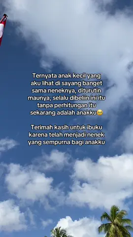 Anakku merasakan apa yg aku rasakan,  selama ibu masih ada semua akan baik2 saja🥹 sehat2 mamaku #cucu #nenek #ibu #anaktunggal #cbxyz 