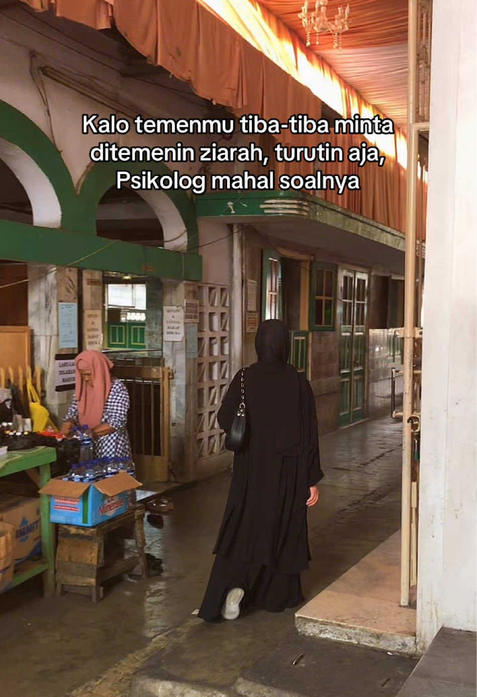 Psikolog mahal soalnya #ziarahempangbogor #empangbogor #fyppppppppppppppppppppppp #abayastlye #makamkramatempangbogor 