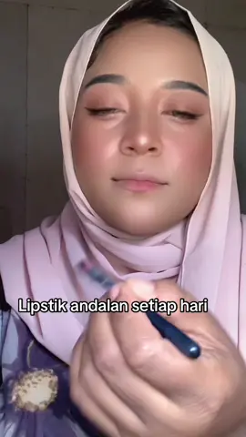 Cocok buat daily n makeup  dempoll!!!! #wibgajian #lipstick #gogotales 