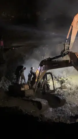 #excavator #operatormuda #tambangemas #kerjakeras #berduka 