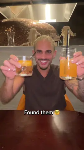 I can’t see without my glasses #glassestrend #icantseewithoutmyglasses #drink #trending #trendingvideo 