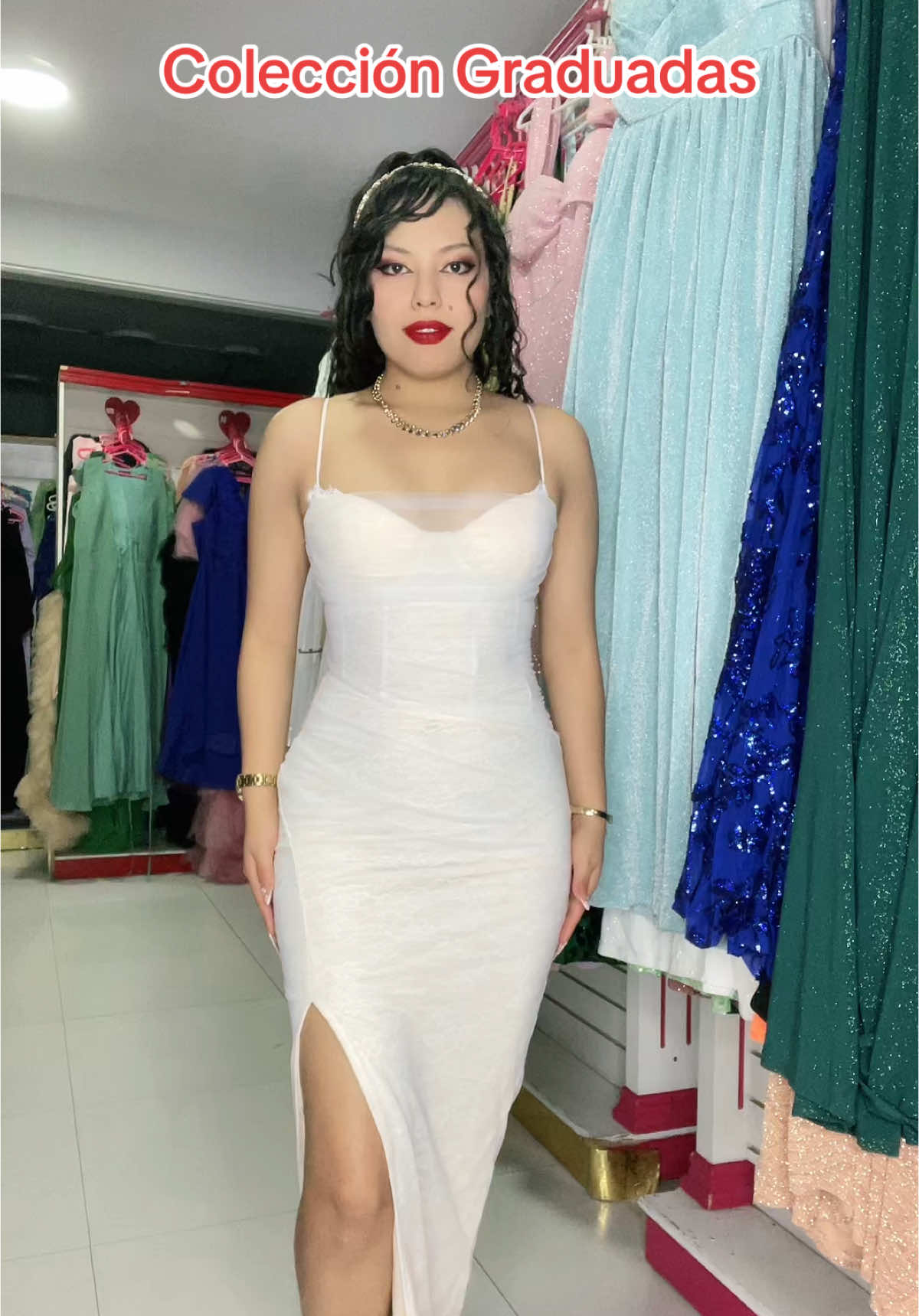 Somos de Cochabamba Quillacollo estamos en la Calle Cochabamba entre Pacheco y 6 de Agosto frente al gimnasio Megatlon 🇧🇴 @🎀 𝓜𝓸𝓷𝓲 🎀 #vestidos #cochabamba_bolivia🇧🇴 #lapaz_bolivia🇧🇴 #oruro_bolivia🇧🇴 #vestidosdefiesta #vestidosdegraduacion #vestidospormayorymenor #vestidososcortosybonitos 