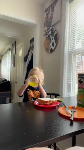 “You da best mom”💕