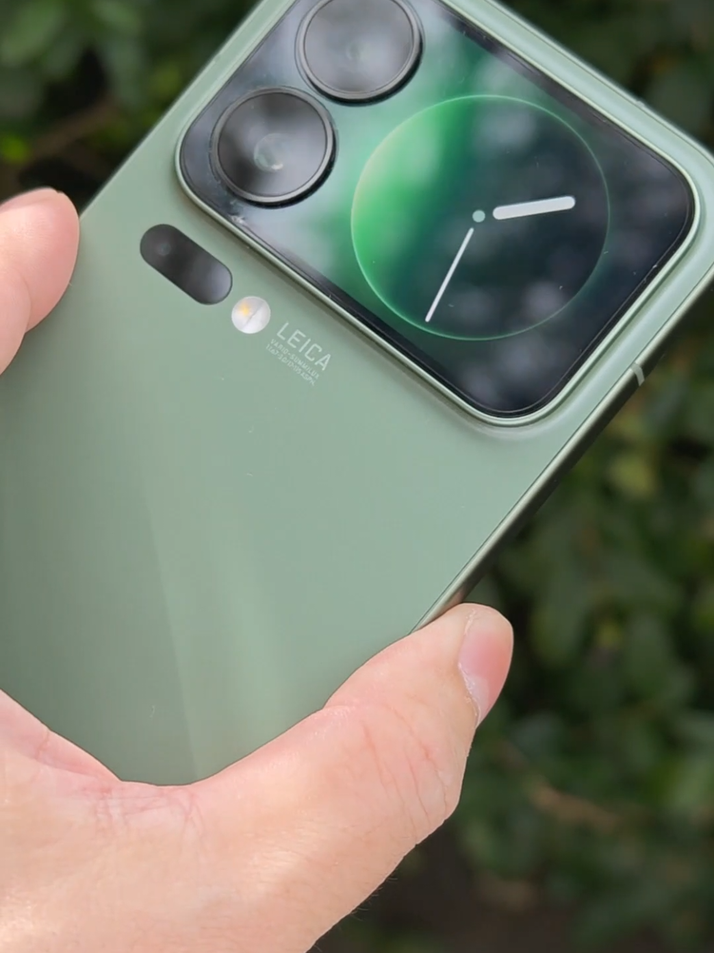 Xiaomi 17 Pro Max preview! What do you think with this color variant? I like green 💚. #Xiaomi #Xiaomi17ProMax #Xiaomi17 #fyp #snapdragon 