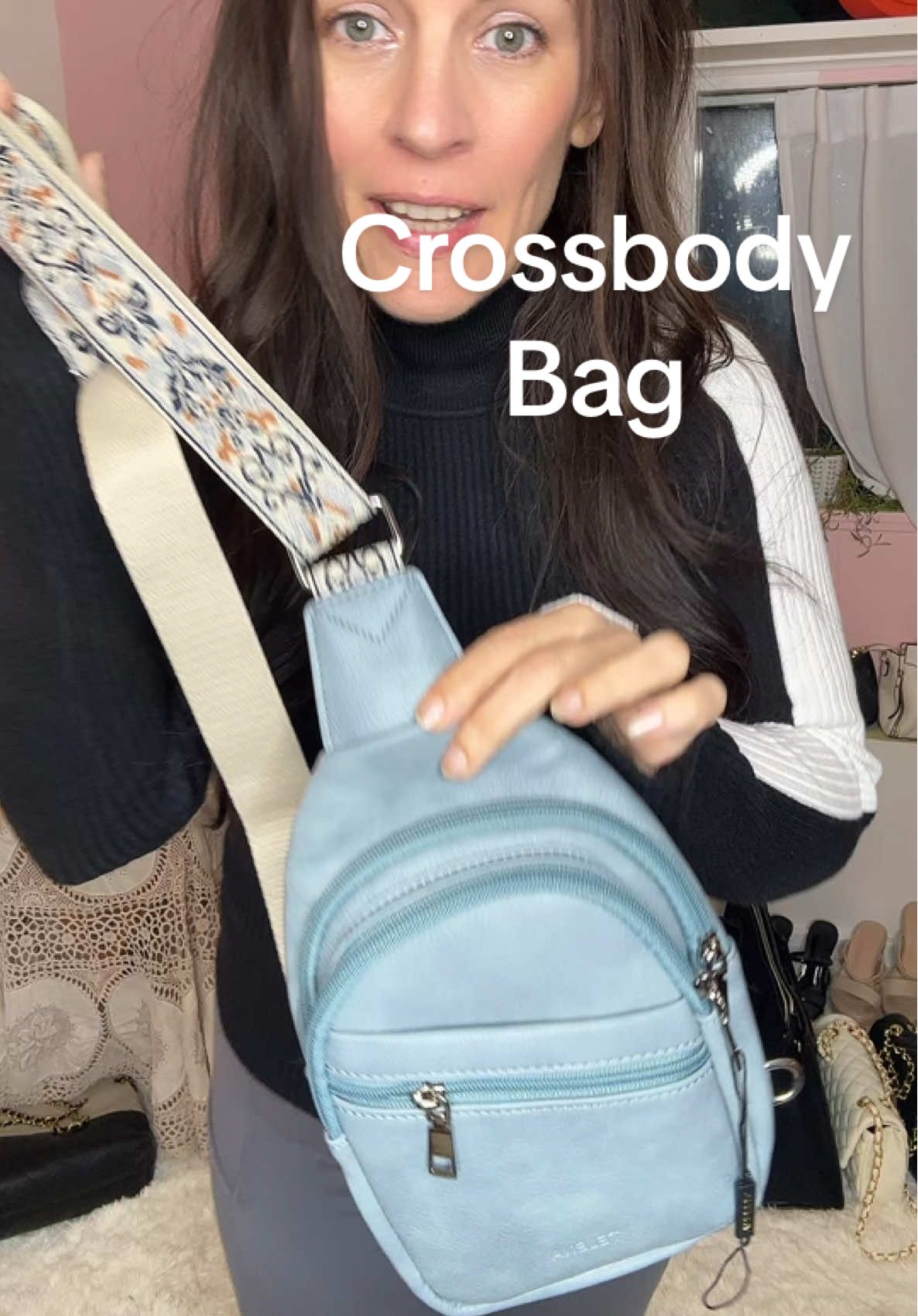 Telena Crossbody Purse with embroidered adjustable strap #purse #handbag #crossbodybag #fannypack #designerbags    @telena_official 
