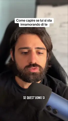 Come capire se si sta innamorando di te dai messaggi 