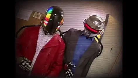 I still remember when Daft Punk announced their retirement, it hurt so much to think that I would never be able to experience seeing them live, but I really have to think that they left us a magnificent gift with all the beautiful works they created, I thank my 8 year old self for discovering them, Thank You Daft Punk. 🤍 #daftpunk #fortnitevent #foryoupage 