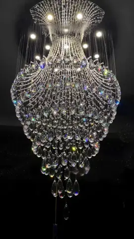 Amazingly gorgeous #meerosee #pandentlights #crystallight #swarovskicrystals 
