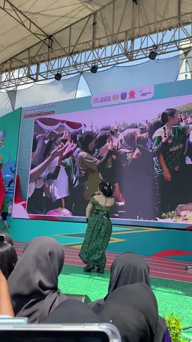 @Niken Salindry Reall #unesasurabaya #nikensalindry #haornas2025 #unesalidahwetan 