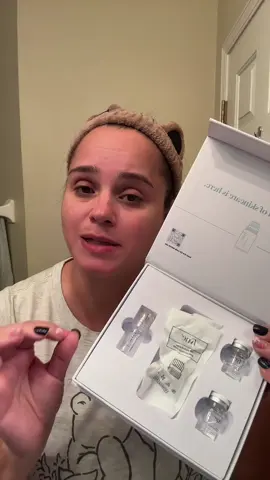 Micro-Infusion at home? Yes please! 💖 Fyne’s Micro-Infusion serum kit helps brighten, plump, and smooth your skin all from the comfort of your home. Say goodbye to expensive salon visits! 🙌  #SkincareMadeEasy #GlowingSkin #FyneSkincare #MicroInfusion #AntiAging