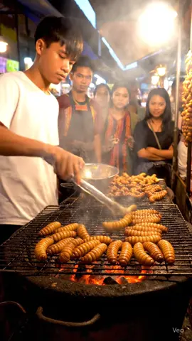 Life at a Wild Meet Market #seafood #food #fish #cooking #animalsmarket 
