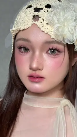 Dolly makeup tutorial 🫰🏻✨ #RUIapproved #RUIpricillia #RUIacademy #makeuptutorial #douyinmakeup 