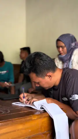 Baru nyampek lagsung di Dp penyewa .. di Jombang #horeg #horegmania_official #horegjatim #gresik #fyp 