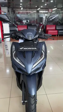 Setiap pagi dimulai dengan suara stater🛵💨#fyppppp#semuaorang#dealerhondabandung#motorvario#viralvideos 