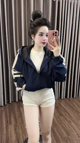 Khoác gió 2 lớp xinhhh ☺️☺️ #xuhuongtiktok #xh #fyp #xuhuong #outfit 
