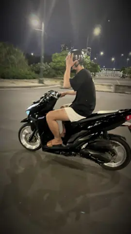 Yêu ai để k phải khóc😅#CapCut #xuhuongtiktok #viral #xyzbca 