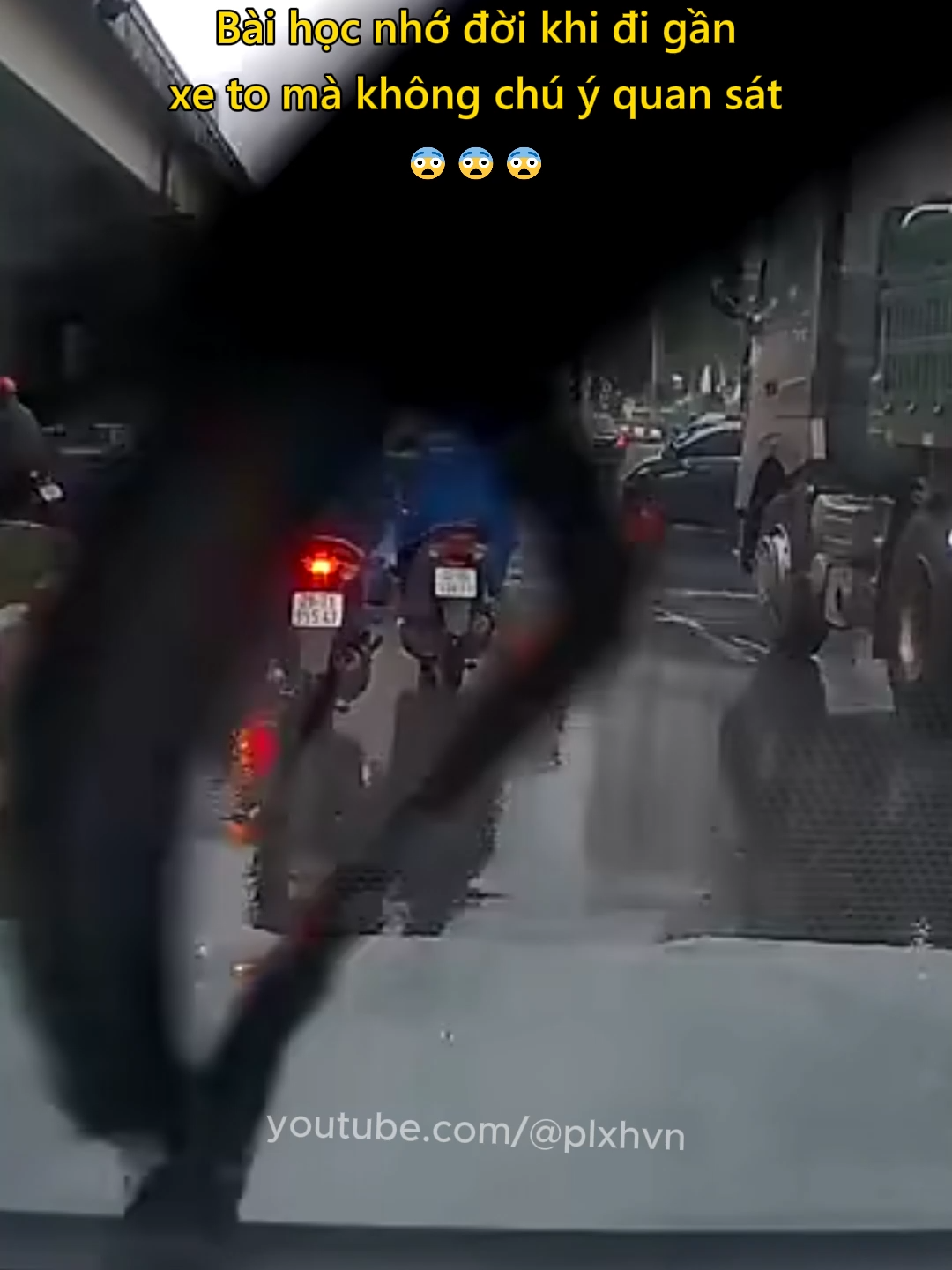 Bài học nhớ đời khi đi gần xe to 😨 #giaothong #antoangiaothong #laixeantoan #mayman #plxhvn #phapluatxahoi