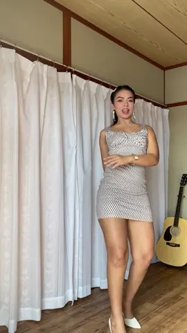 Thank you for this dress nd earrings 😘😘😘#treadingsong #fypシ゚ #🇯🇵🇯🇵🇳🇵🇳🇵 #japangirl #dancelover 