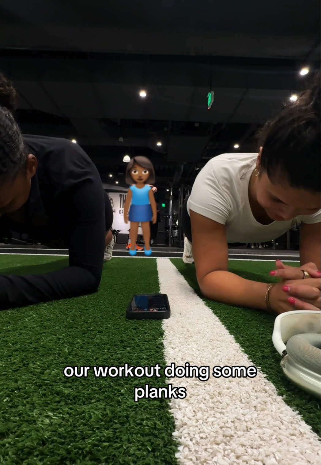 DAY 21 OF THE GREAT LOCK IN 🏋️‍♀️🥗  Rules (Sept 1 - Dec 31):  • 80% Whole Foods ✅ • Gym 4-5x a week ✅ • Consistent Skincare Routine ✅ • At least 30 mins of Creative Time per Day ✅ #thegreatlockin #greatlockin #winterarc  #CapCut