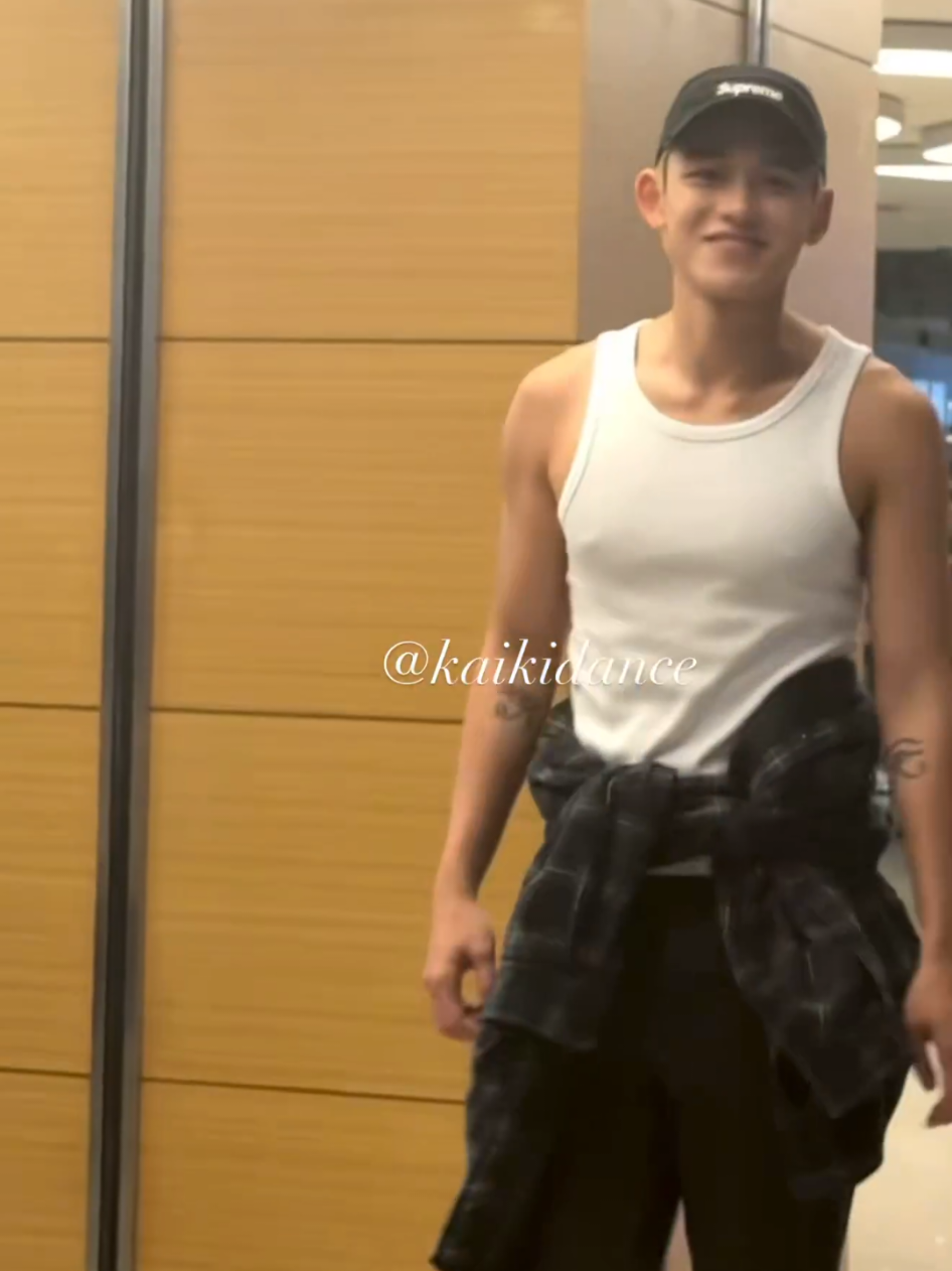 #LUCAS ; sayangku 🥰 #루카스 #黃旭熙 
