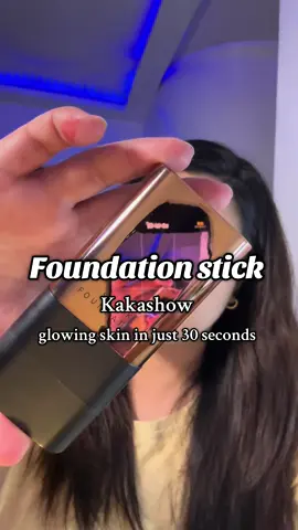 ✨ Flawless glow in seconds! ✨ The Kakashow Foundation Stick gives you buildable coverage, hydration, and a natural dewy finish — all in one swipe. 💖 Perfect for busy mornings or touch-ups on the go. 🌸 ✅ Long-lasting ✅ Skin-friendly ✅ Easy to use #KakashowFoundation #MakeupHack #GlowySkin #FoundationStick #MakeupTips   