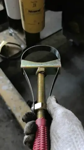 Works on canister filters! Versatile enough for various filter types.