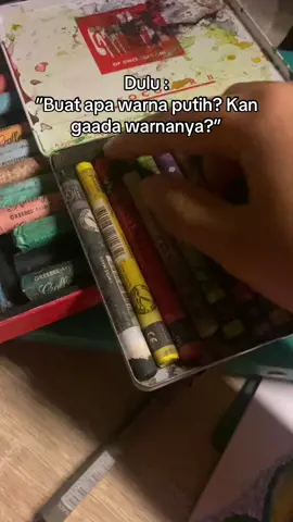 warna putih jadi yang cepet abis duluan 😮‍💨 #drawing #sketch #art #gambar #fyp 