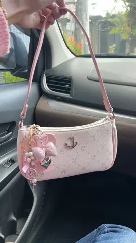 #taswanita #coraldaisy #tascantik #shoulderbagwanita #handbagwanita 