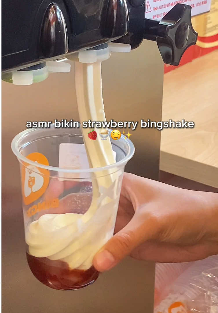 asmr bikin strawberry bingshake seharga 9k ajaaa di tag lokasi videoku iniii😍 @bingxue.indonesia 🫶🏻 #promomakangajian #promoseruweeekend #bingxue #promobingxue #nexentertainment 