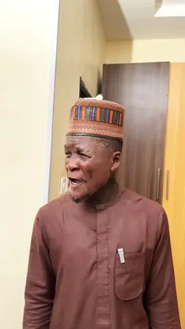 Gaskiya wannan baban dan masifa ni #fyp #videoviral #arewa__tiktok #arabcap001 #viral @arab_caps_001_backup @MMT baba 1⭐️😆 @RICH-P💰 @JOKO_-_PHOTOGRAPHY 📸 @Arab_caps_news_001 @Matiti @Bakin fuska 👴🏿 @Scatter_boii_001 