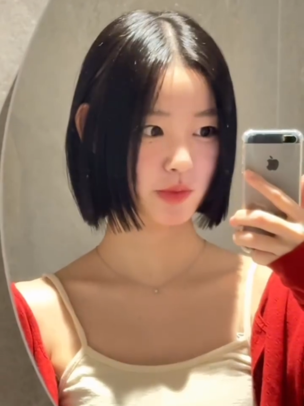 short hair oh yubin, so pretty ! ©: taeha from ig #yubin #artbeatyubin #artbeat #fyp #ohyubinvrs 